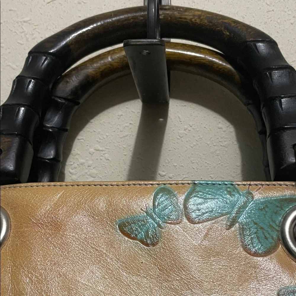 Butterfly Embossed Tan and Green Handbag - Picture 7 of 16